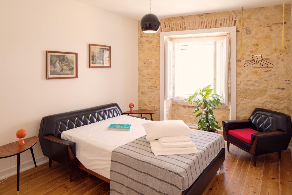 Calling & Guest house